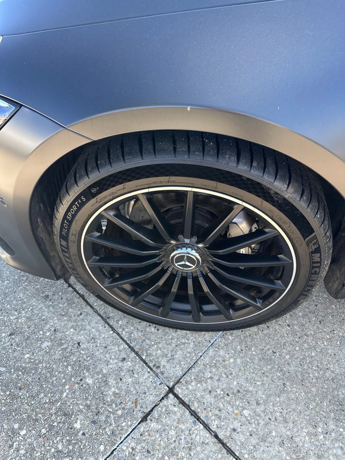 Used 2021 Mercedes-Benz AMG GT 43 image 3