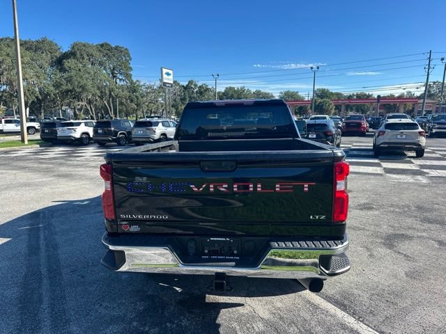Used 2023 Chevrolet Silverado 2500 LTZ AWD/4WD image 4