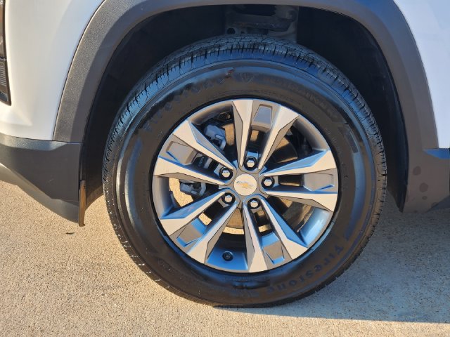 Used 2026 Chevrolet Equinox LT FWD image 17