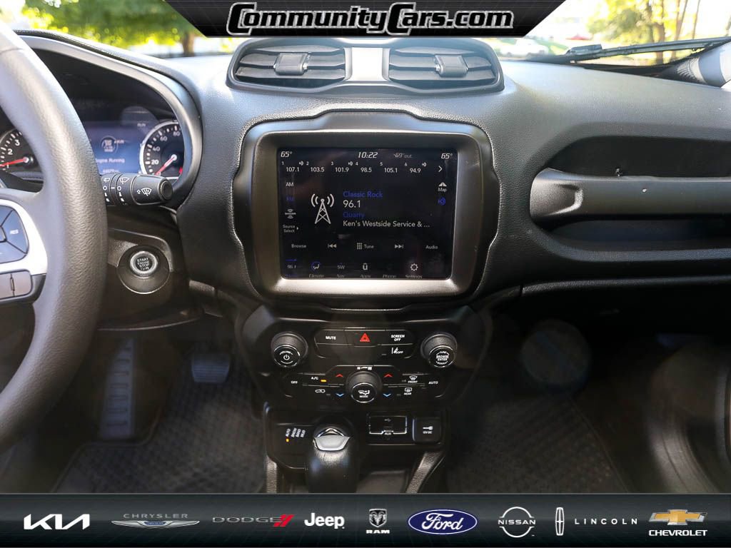 Used 2023 Jeep Renegade Latitude image 16