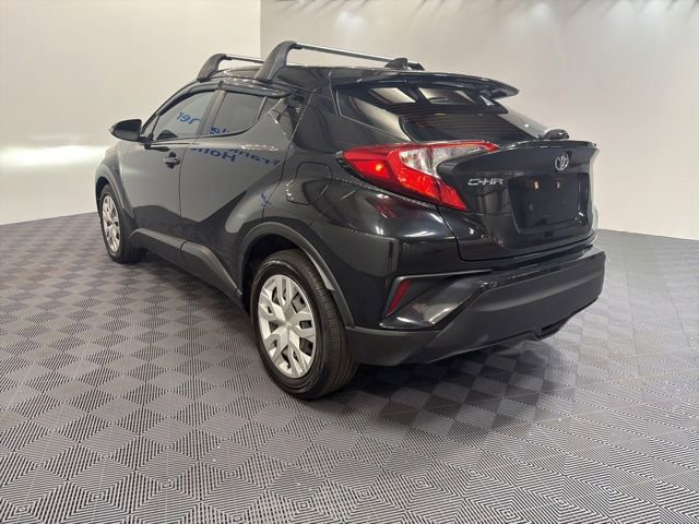 Used 2021 Toyota C-HR LE FWD image 5