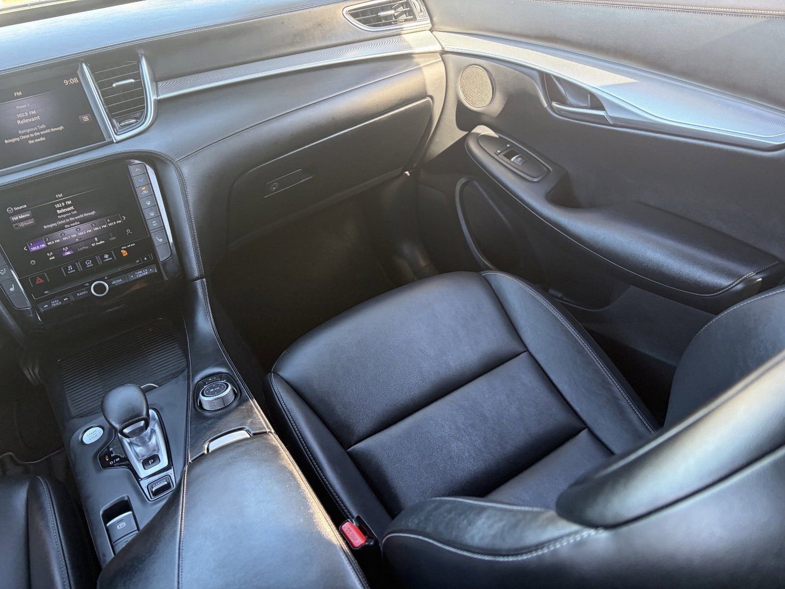 Used 2021 INFINITI QX50 Luxe w/ Appearance Package image 18