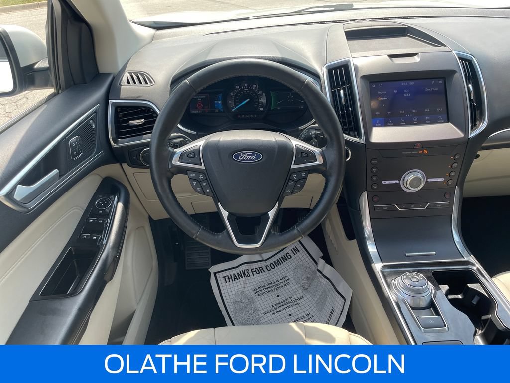 Used 2020 Ford Edge Titanium AWD/4WD image 17