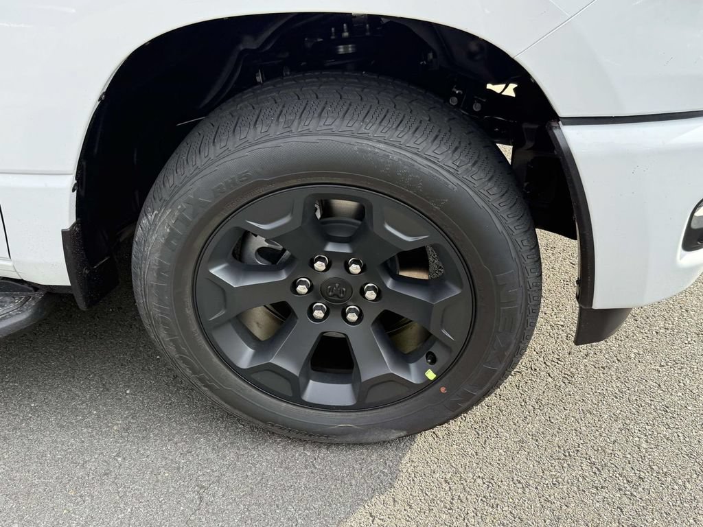 New 2027 RAM 1500 Express AWD/4WD image 11