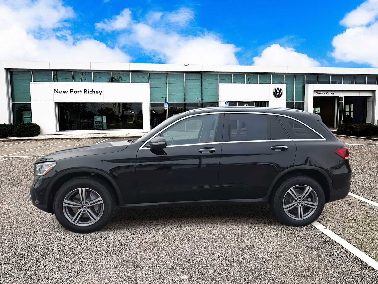 Used 2022 Mercedes-Benz GLC 300 4MATIC image 5