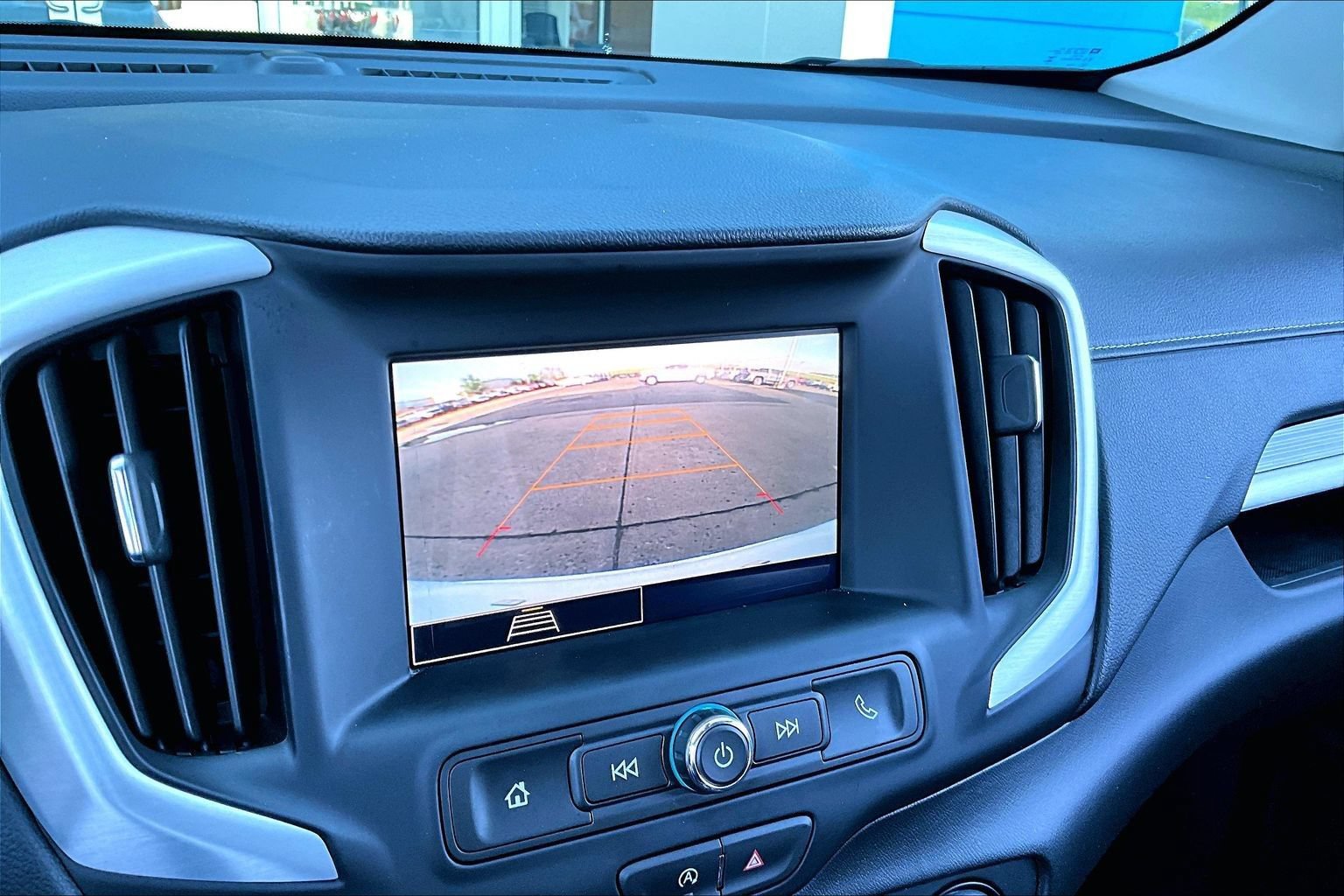 Used 2024 GMC Terrain SLE w/ Elevation Edition FWD image 22