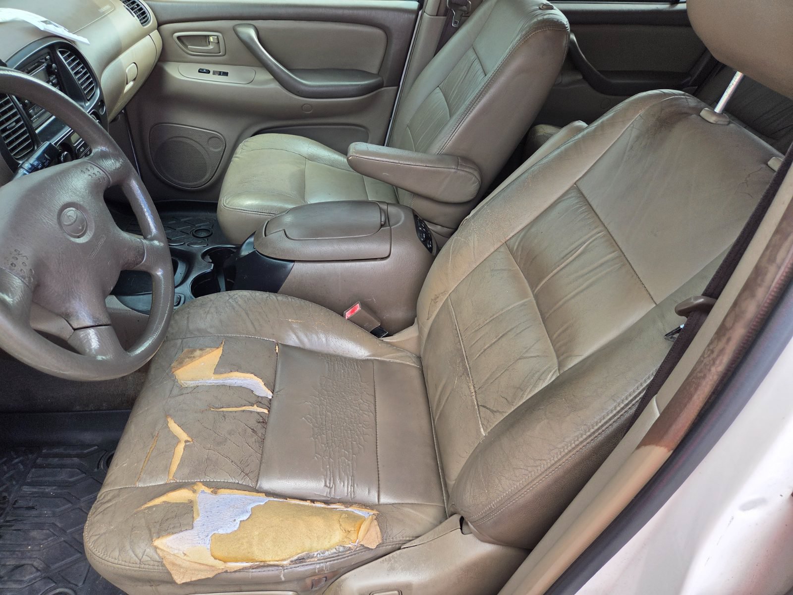 Used 2002 Toyota Sequoia SR5 RWD image 5