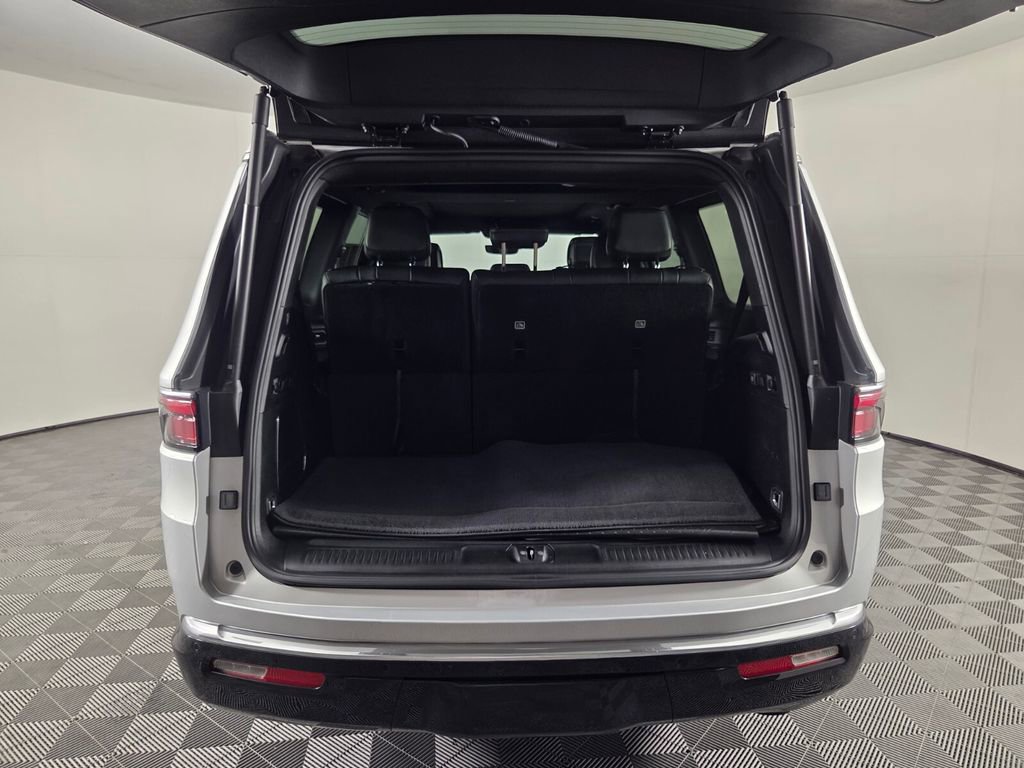Used 2022 Jeep Wagoneer Series I w/ Premium Group I image 29