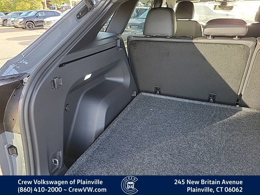 New 2026 Volkswagen Atlas Cross Sport SE image 51