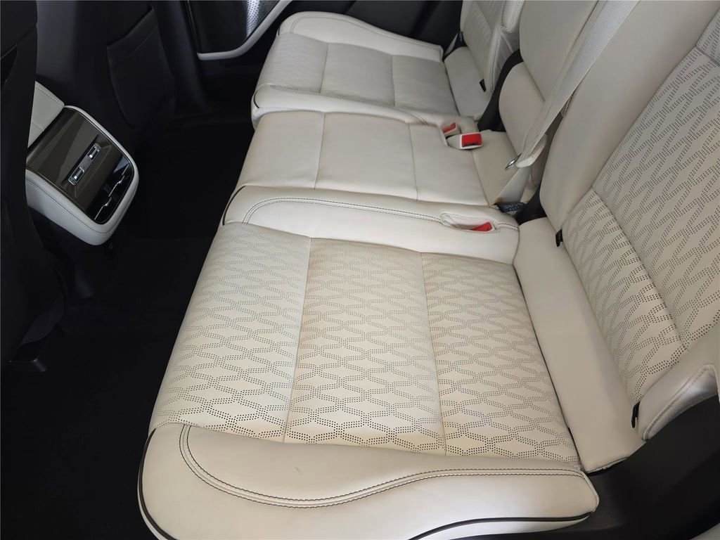 New 2024 Lincoln Nautilus Black Label image 13