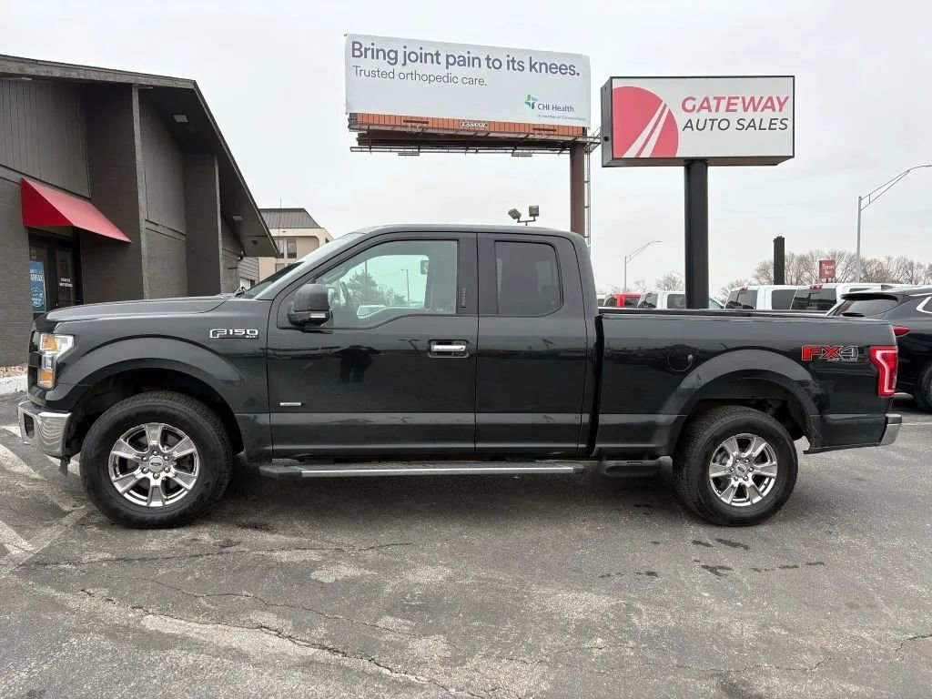 Used 2015 Ford F150 XLT w/ Equipment Group 302A Luxury AWD/4WD image 2