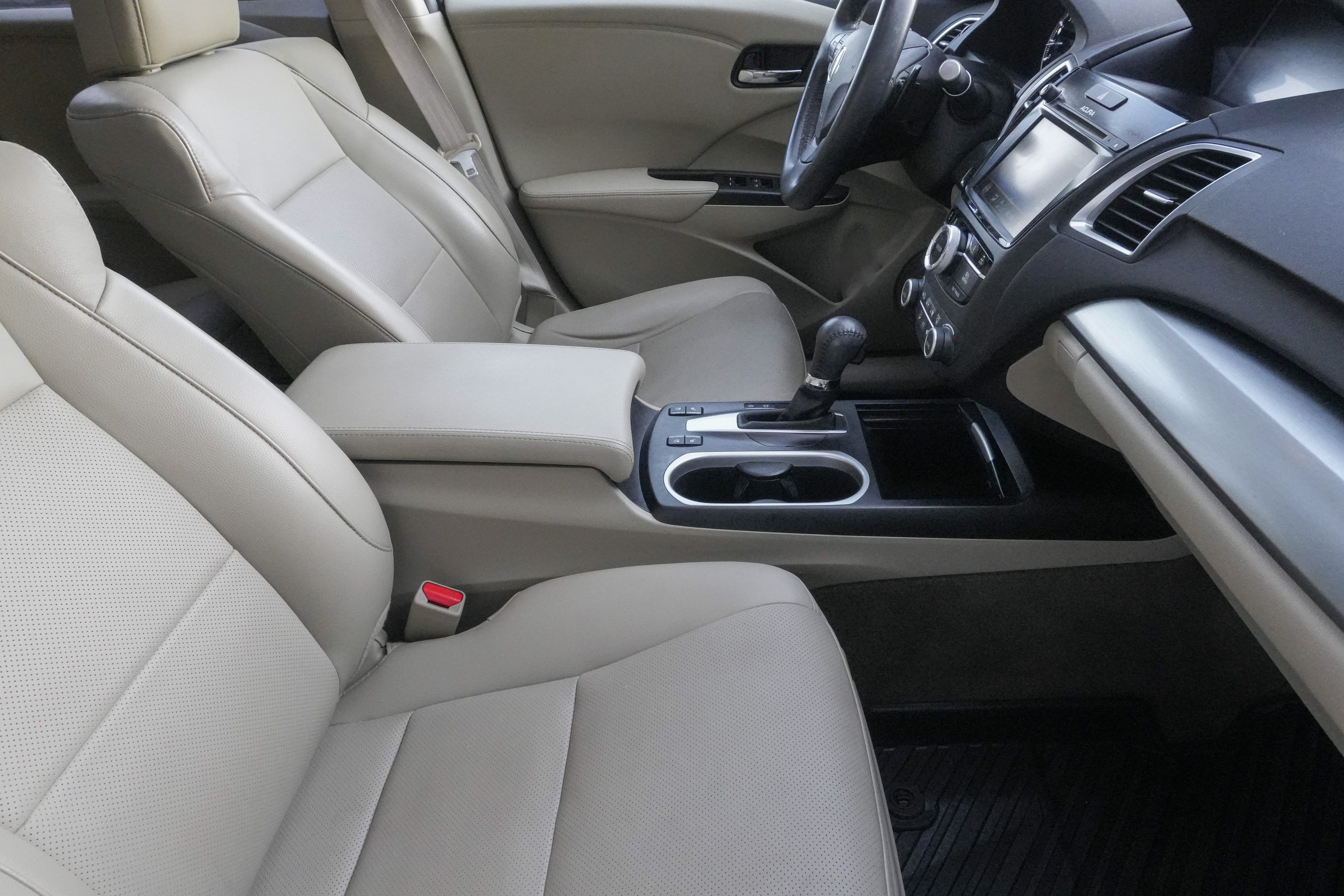 Used 2017 Acura RDX w/ Advance Package FWD image 10