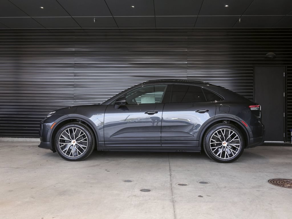 New 2026 Porsche Macan Electric RWD image 2