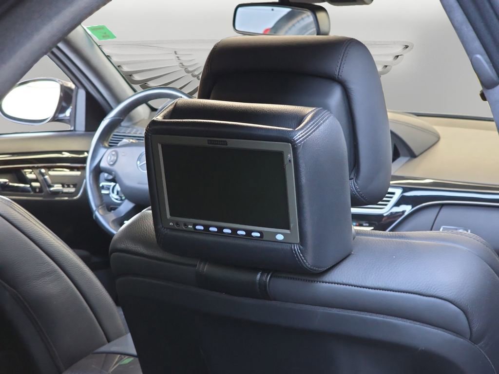 Used 2009 Mercedes-Benz S 63 AMG w/ AMG Performance Pkg image 21