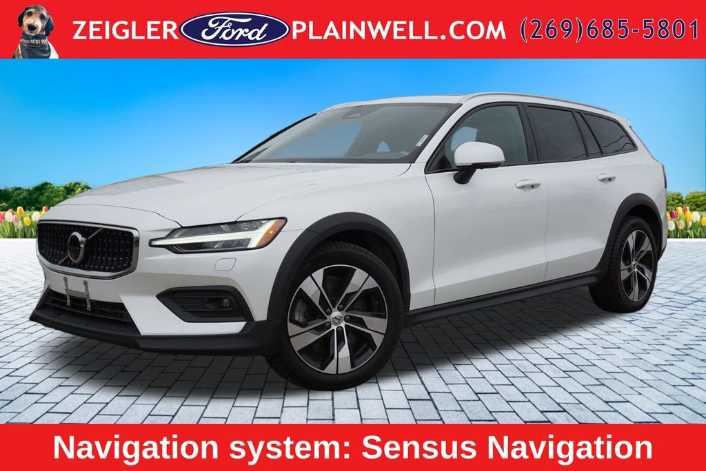Used 2024 Volvo V60 B5 Cross Country Plus