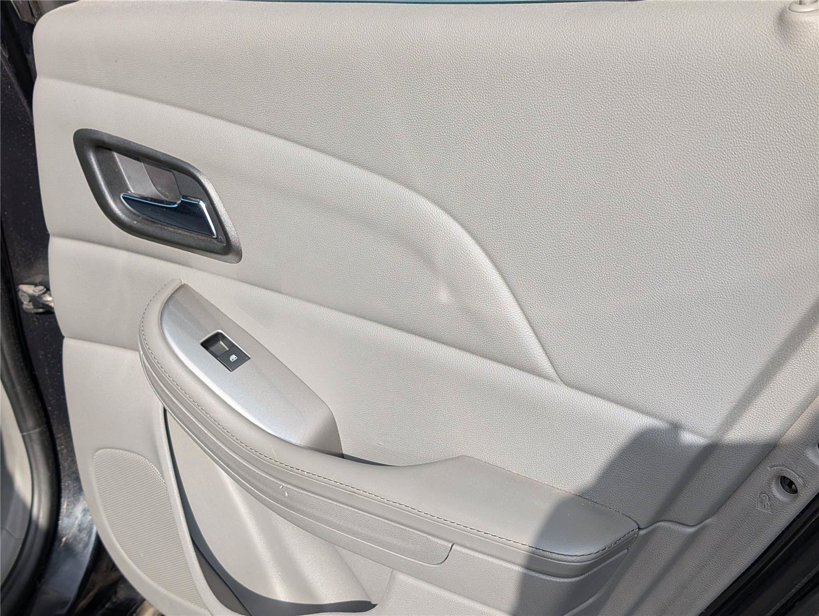 Used 2015 Chevrolet Malibu LS w/ Protection Package FWD image 33