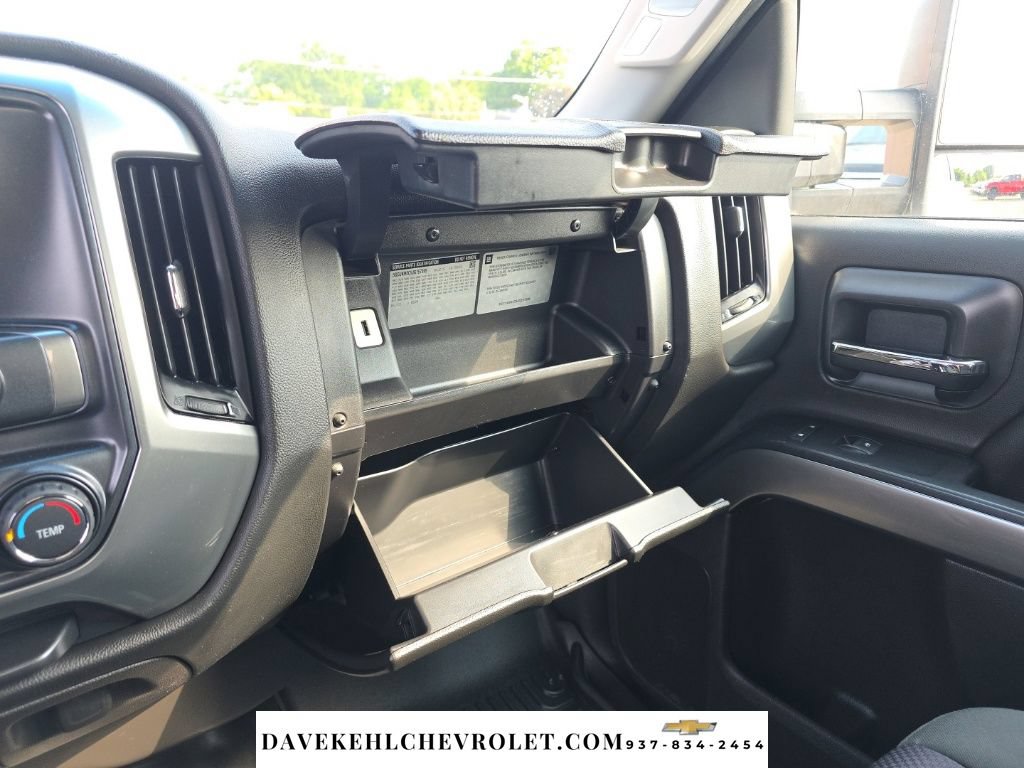 Used 2018 Chevrolet Silverado 1500 LT w/ Trailering Package AWD/4WD image 24