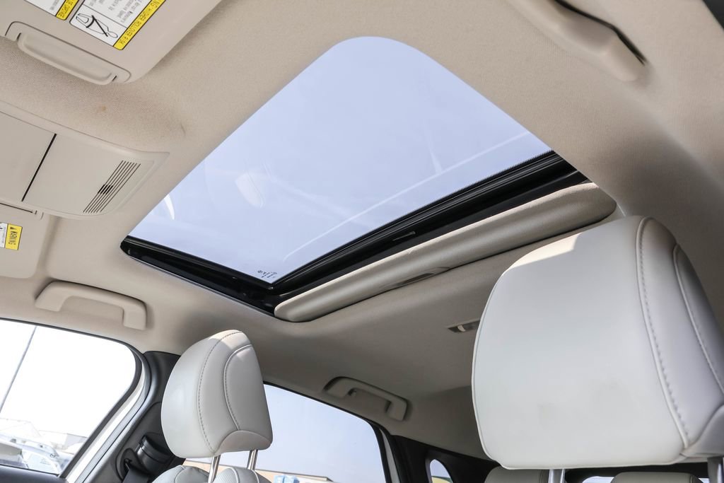 Used 2023 MAZDA CX-30 AWD 2.5 S w/ Premium Package image 8