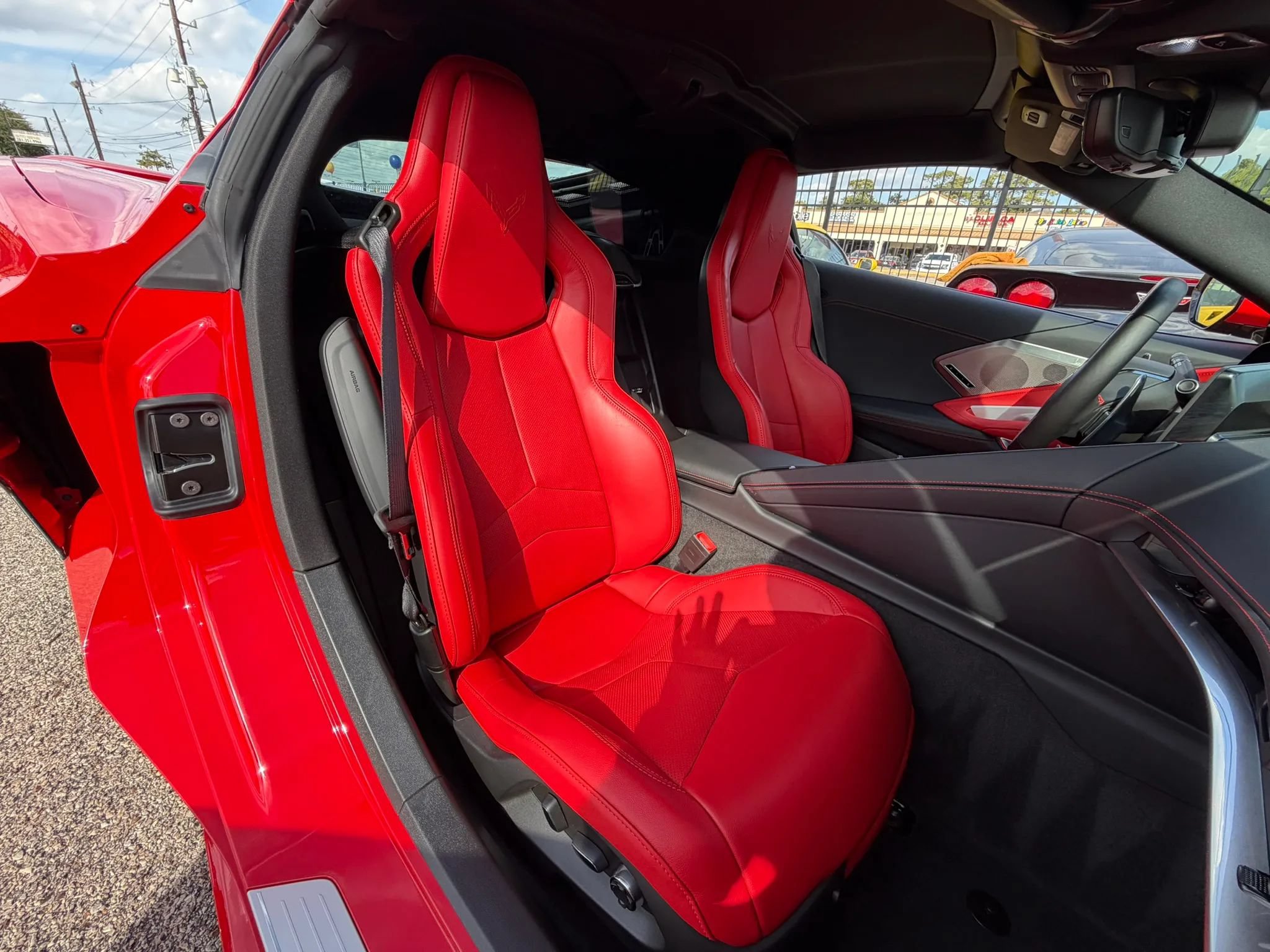 Used 2022 Chevrolet Corvette Stingray Preferred Cpe w/ Z51 Performance Package RWD image 25
