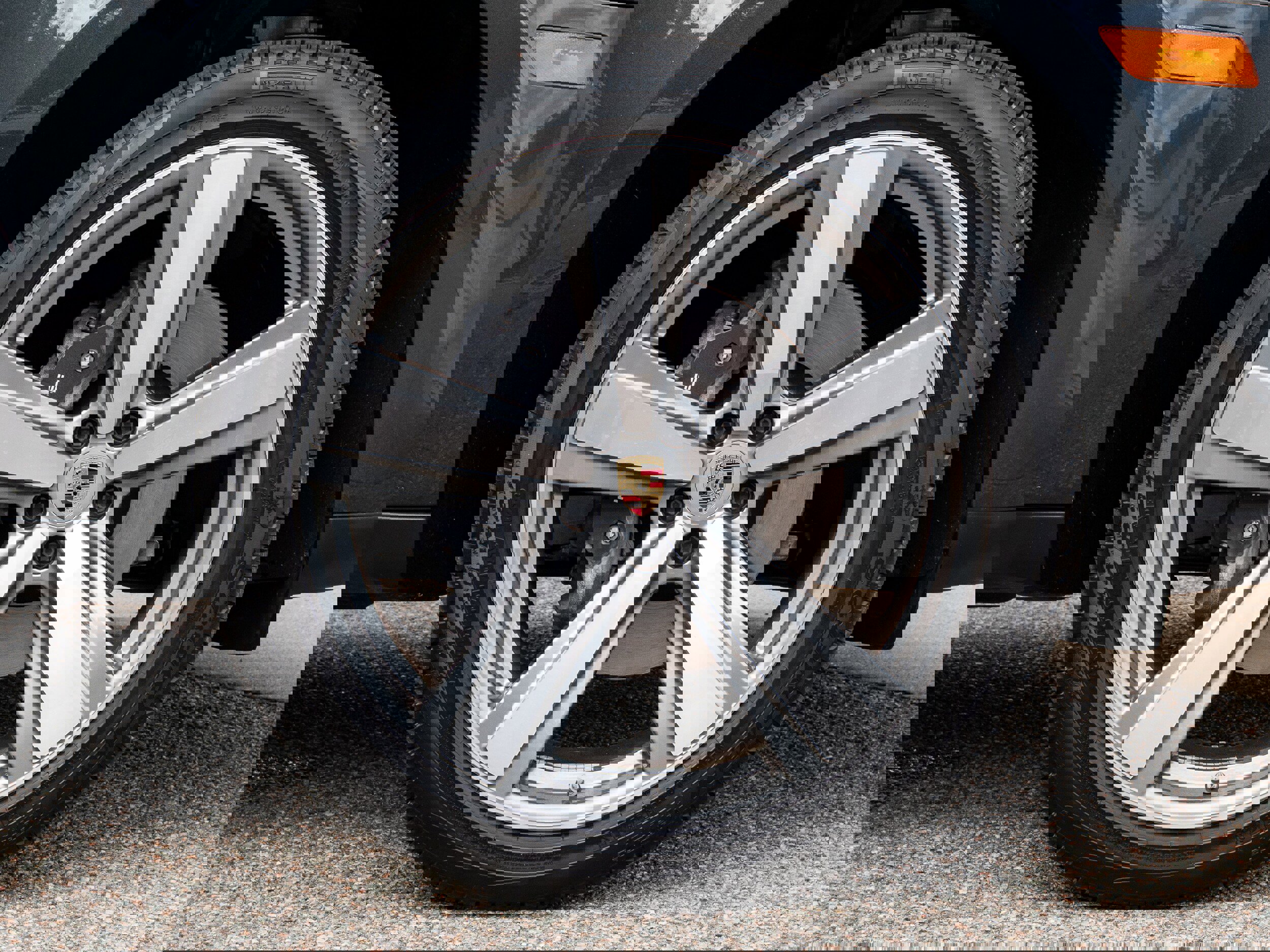 Used 2024 Porsche Macan image 17