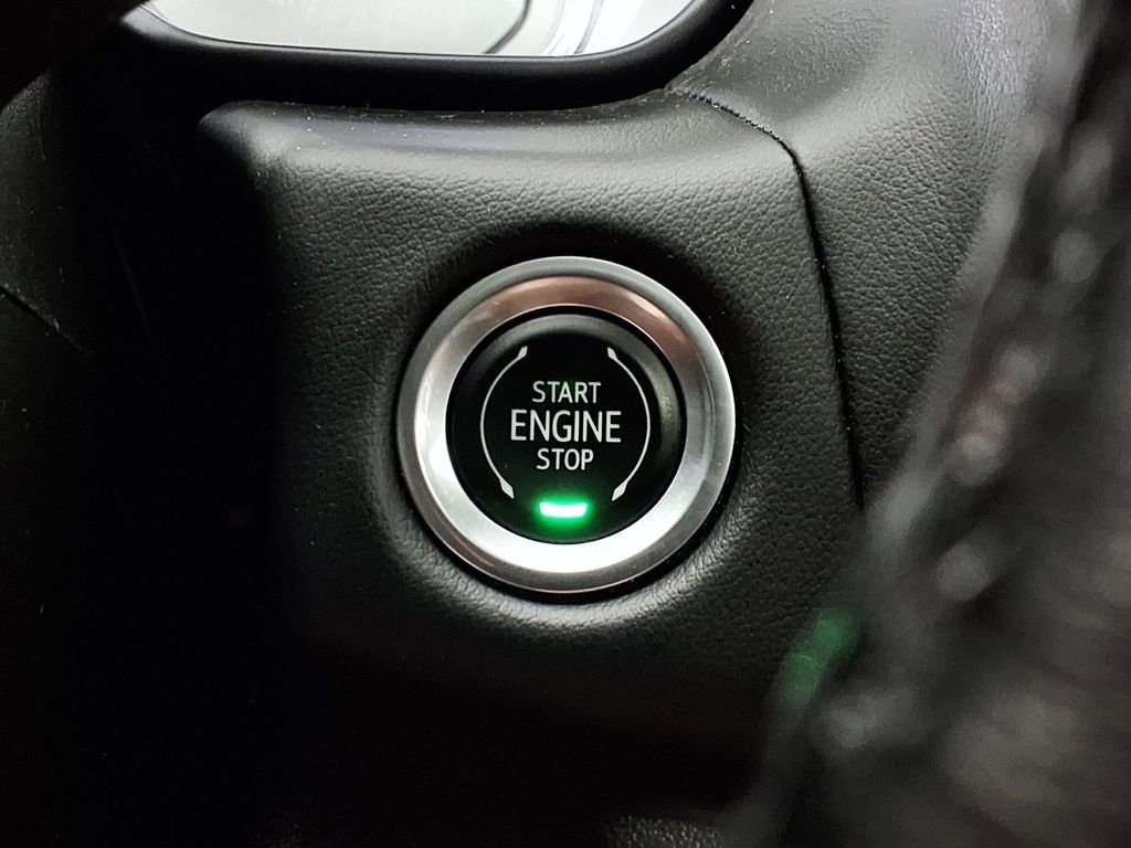 Used 2021 GMC Yukon SLT w/ SLT Luxury Plus Package RWD image 15