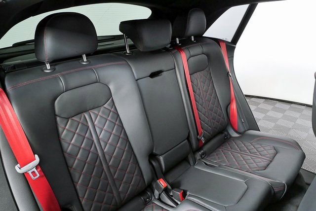 New 2026 Audi Q8 Prestige image 23