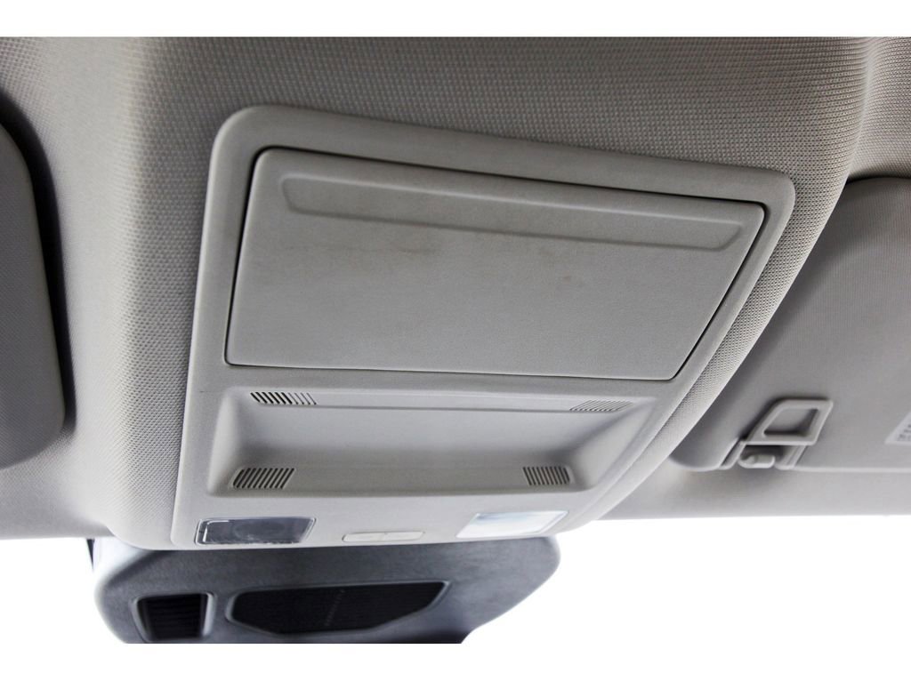 Used 2022 Ford Escape SE w/ SE Sport Appearance Package FWD image 24