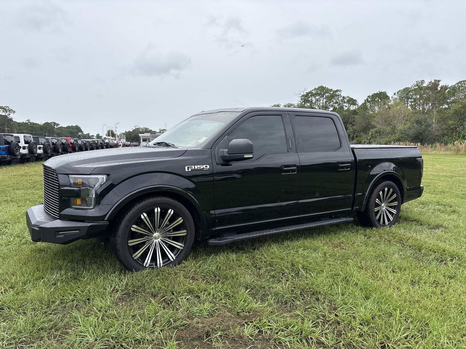 Used 2016 Ford F150 XLT w/ Equipment Group 302A Luxury RWD image 7
