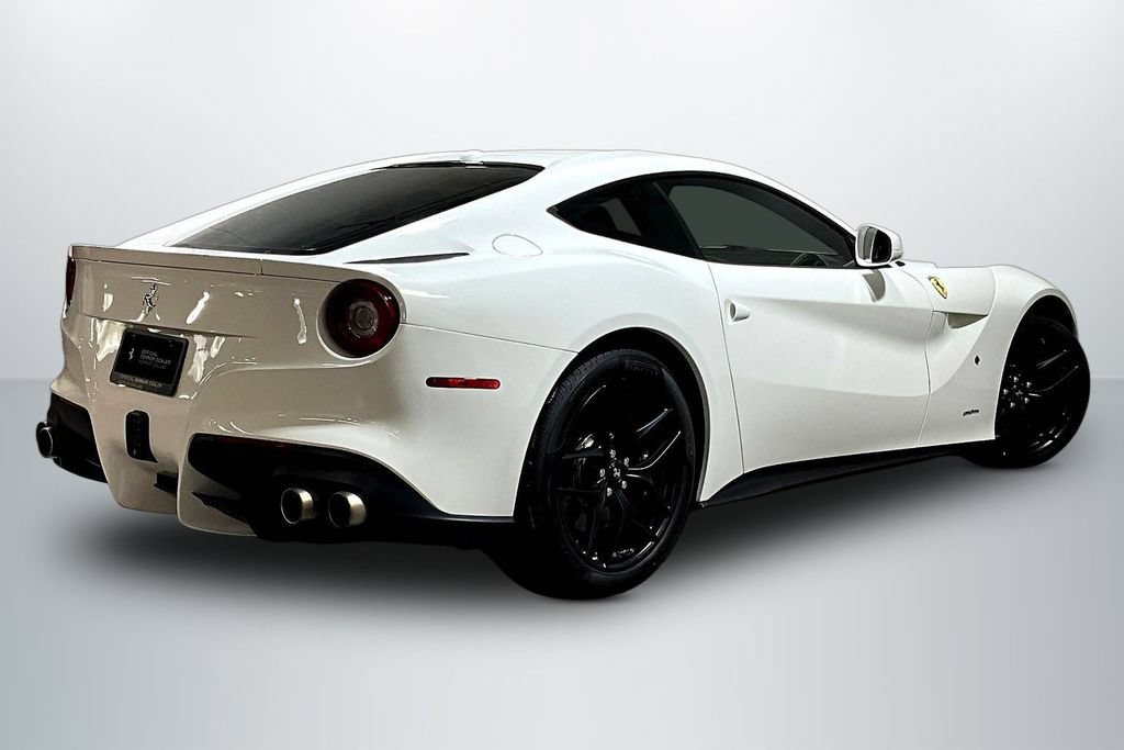 Used 2016 Ferrari F12 Berlinetta RWD image 7