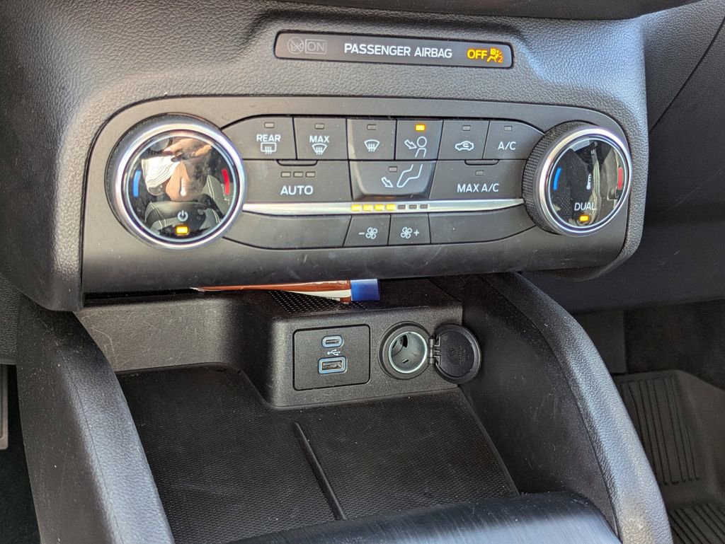 Used 2023 Ford Escape Active image 15