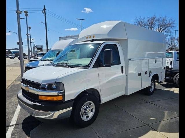New 2024 Chevrolet Express 3500 w/ Power Convenience Package image 22