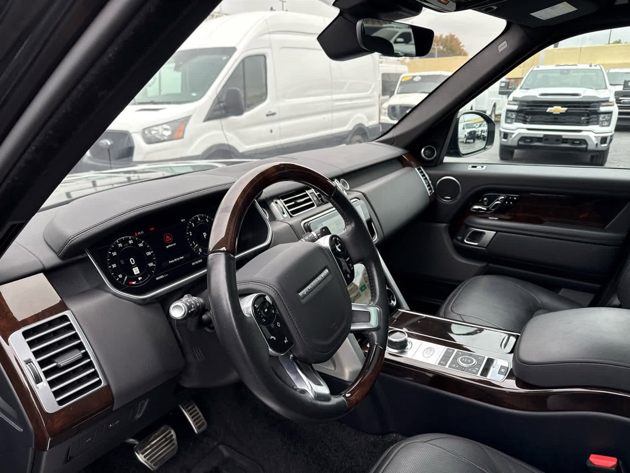 Used 2022 Land Rover Range Rover Westminster Edition image 15