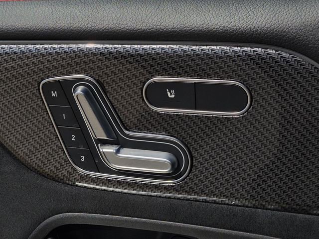 Certified 2025 Mercedes-Benz GLB 250 GLB 250 image 32