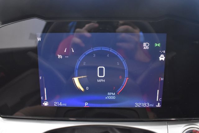 Used 2025 Chevrolet Trax LT FWD image 25