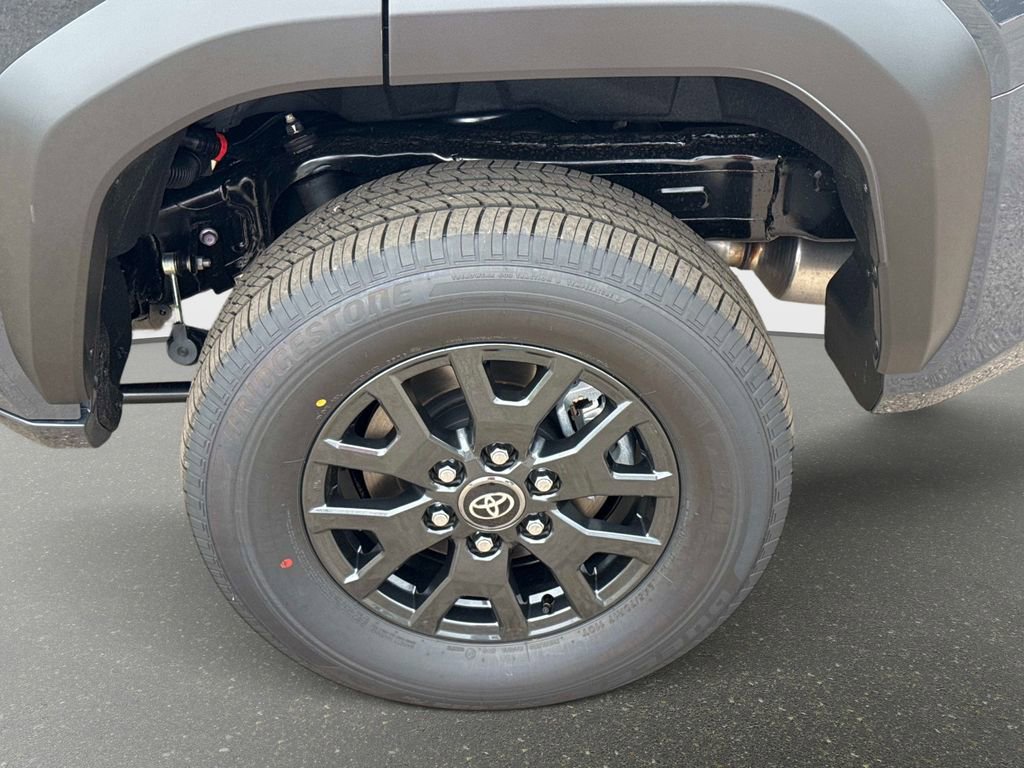 New 2026 Toyota 4Runner SR5 AWD/4WD image 10