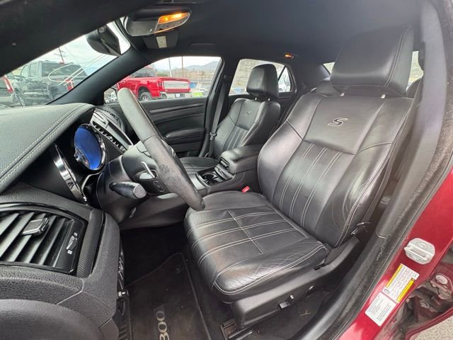 Used 2014 Chrysler 300 S image 25