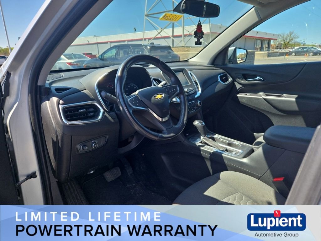 Used 2018 Chevrolet Equinox LT FWD image 12