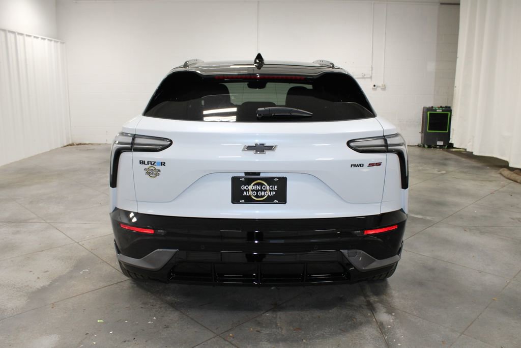 New 2026 Chevrolet Blazer EV SS image 8