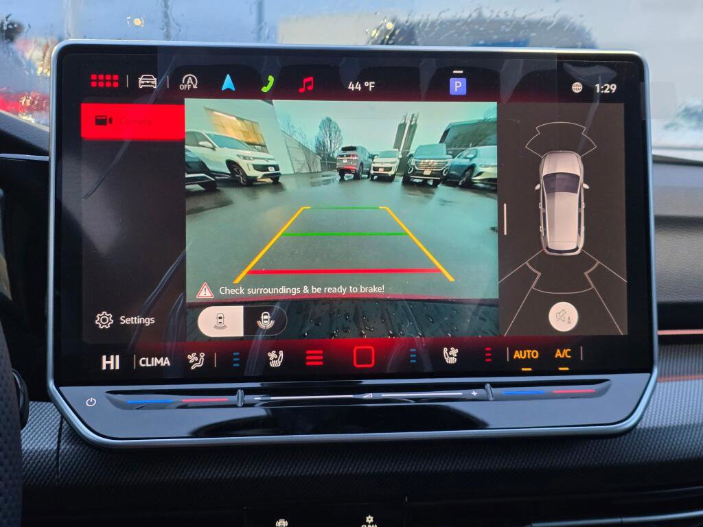 New 2026 Volkswagen GTI SE FWD image 26
