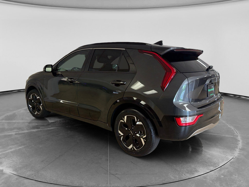 Used 2023 Kia Niro Wind FWD image 2