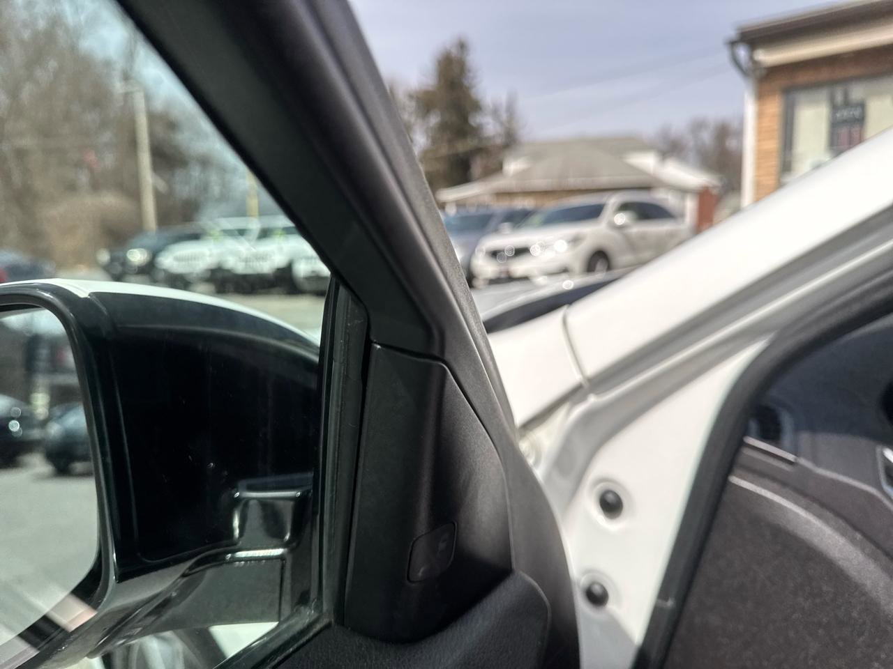 Used 2015 Acura TLX w/ Technology Package FWD image 26