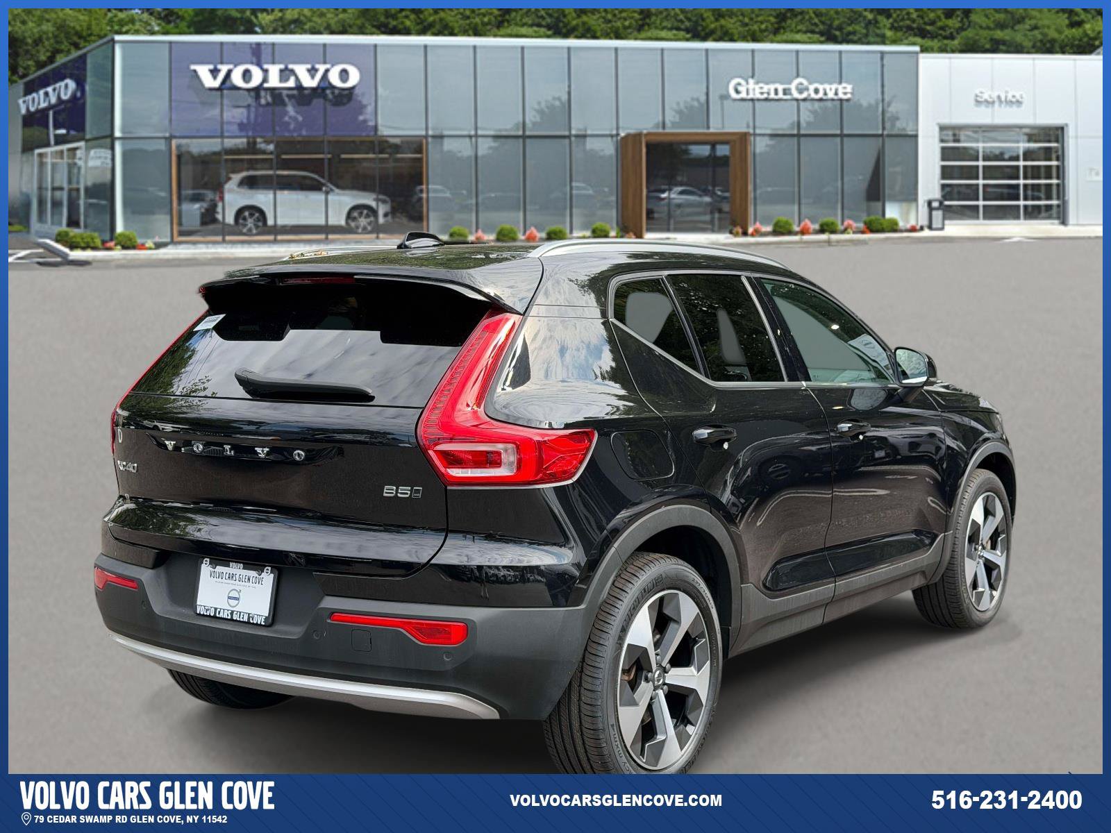 Certified 2023 Volvo XC40 B5 Plus w/ Protection Package Premier AWD/4WD image 3