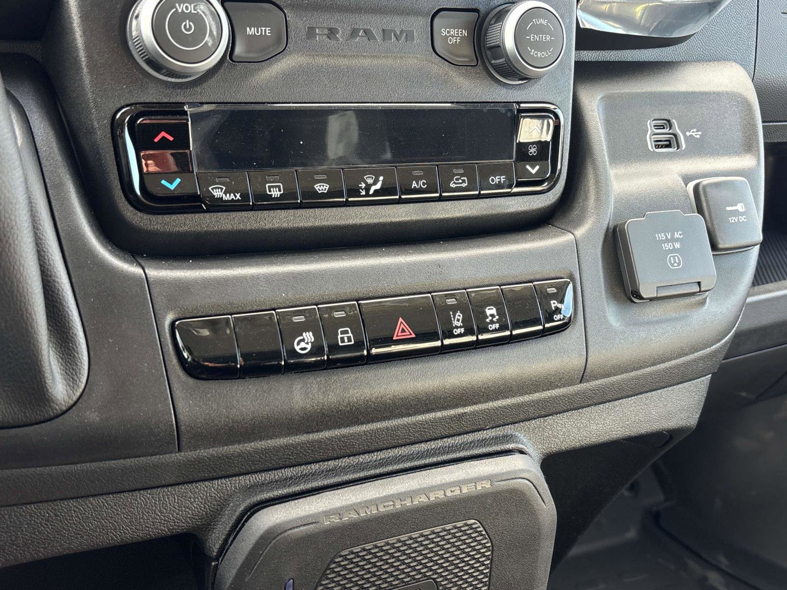 New 2025 RAM ProMaster 1500 w/ Quick Order Package 22H SLT+ image 7