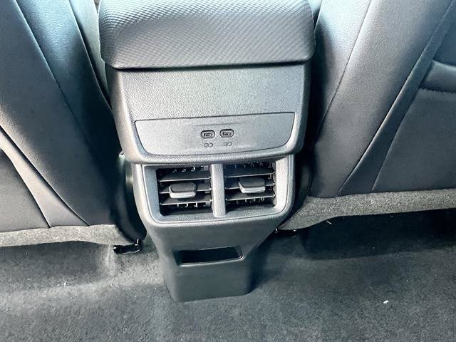 New 2027 Chevrolet Equinox LT w/ Convenience Package II AWD/4WD image 18