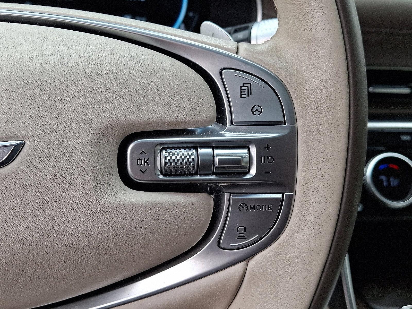 Used 2021 Genesis GV80 3.5T Prestige w/ Prestige Package 07 image 24