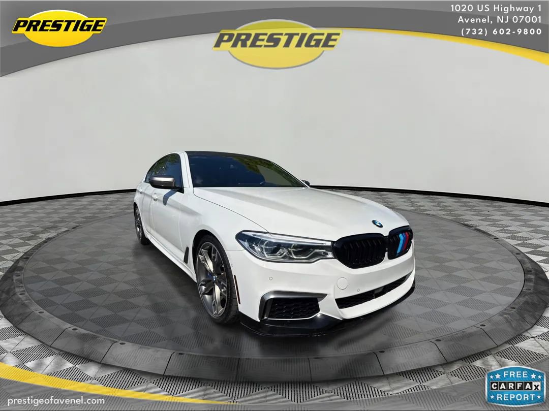 Used 2020 BMW M550i xDrive w/ Executive Package AWD/4WD image 3