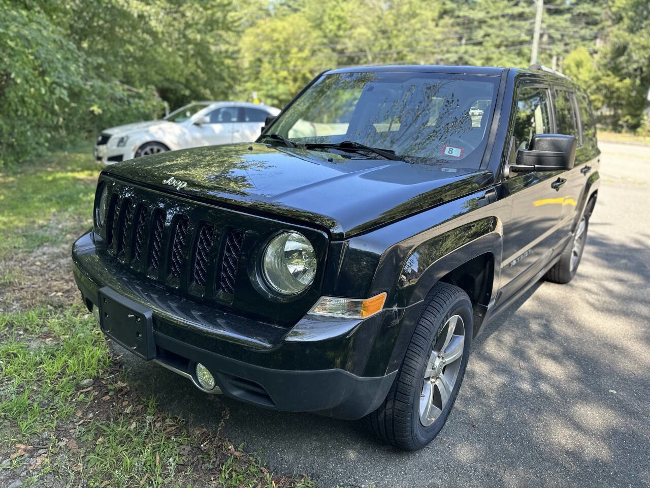 Used 2017 Jeep Patriot High Altitude image 1