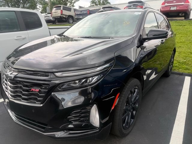 Used 2024 Chevrolet Equinox RS FWD image 1