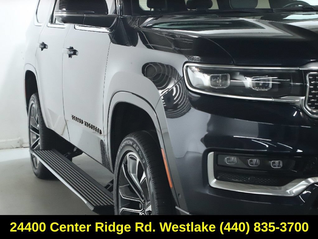 Used 2022 Jeep Grand Wagoneer Series III AWD/4WD image 9