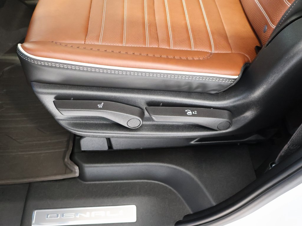 Certified 2023 GMC Yukon Denali Ultimate image 29
